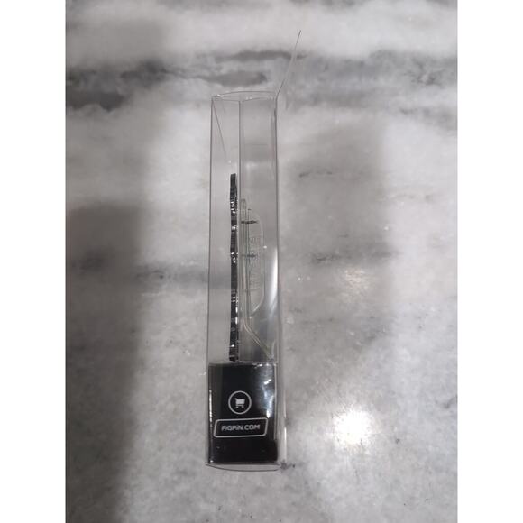 FiGPiN #139, Marvel Avengers Infinity War: Gamora, Collectible Pin, Unlocked - Picture 4 of 5